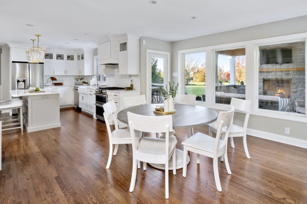 Transitional Kitchen with White Cabitnetry